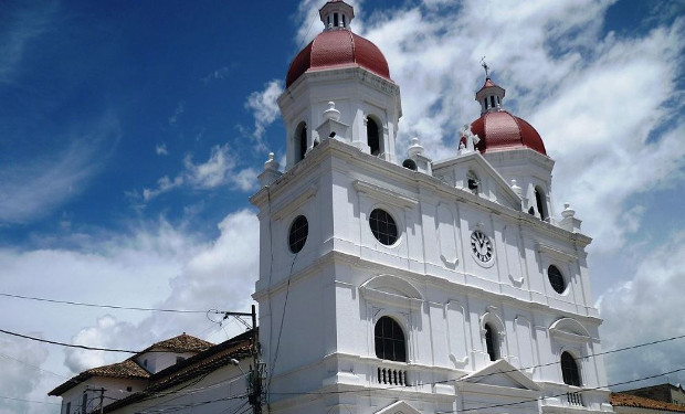 Argentina: riaperte le indagini sulla morte del vescovo Ponce de León sotto la dittatura. Fu assassinio?